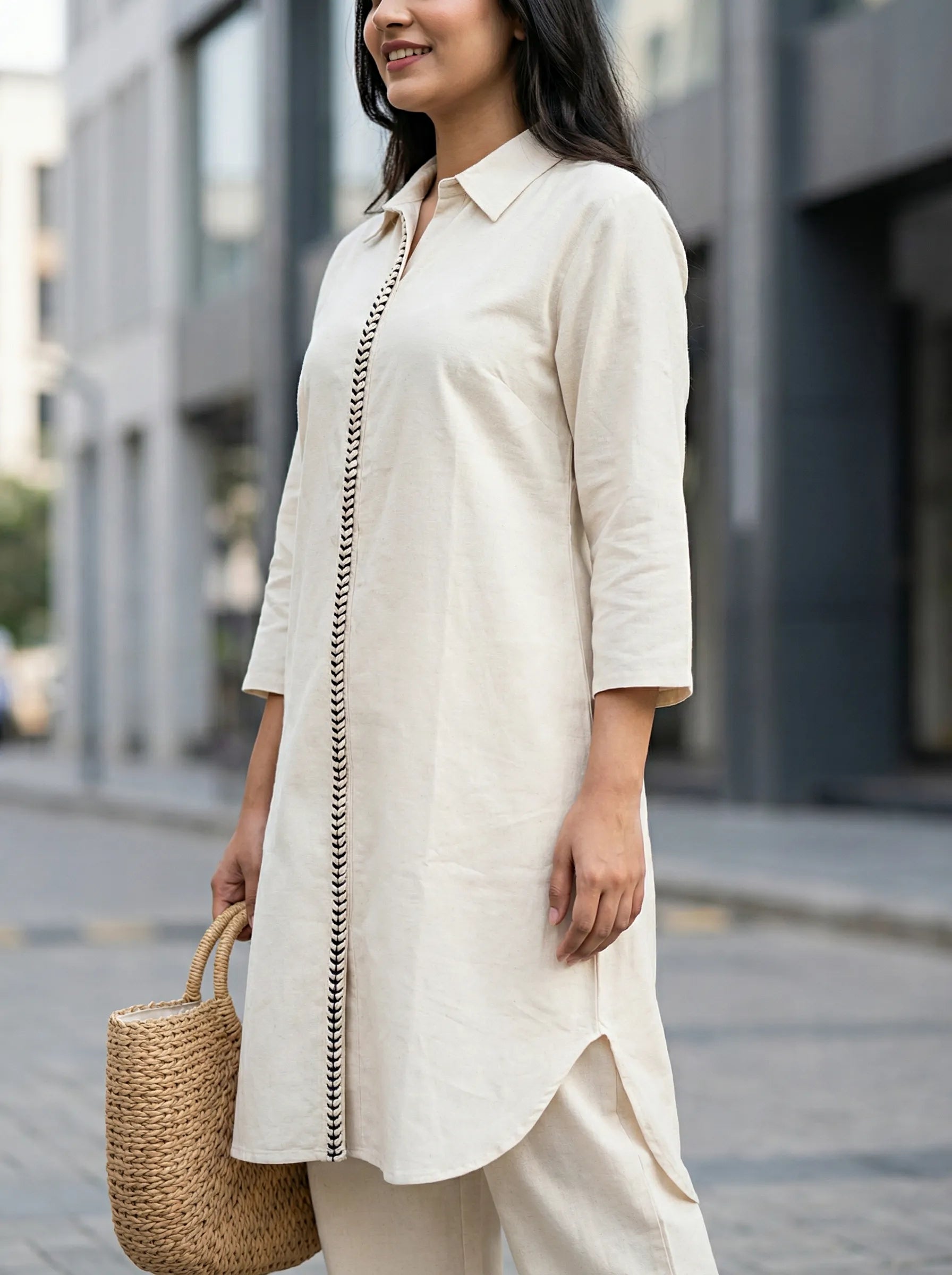 OFF-WHITE KURTA PANT CO-ORD SET - KARCHOBI
